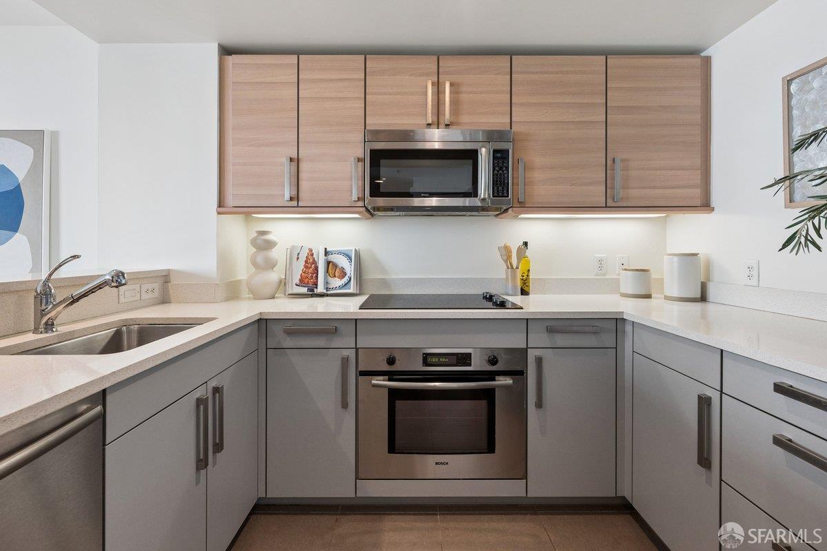 555 4th Street # 516