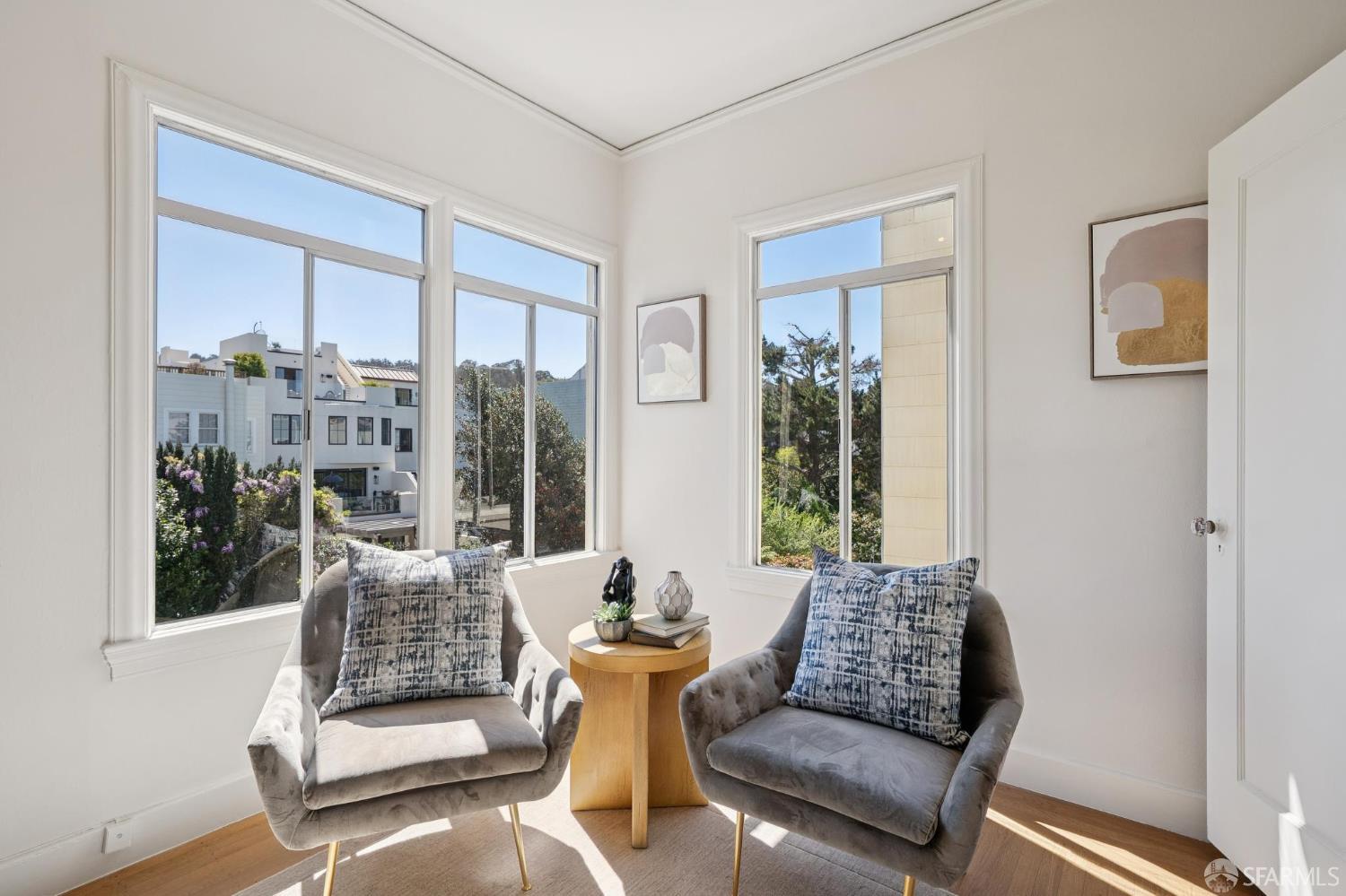 2335-2339 Bay Street