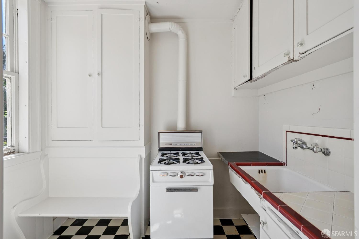 2335-2339 Bay Street