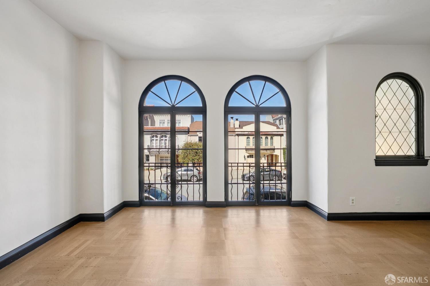 2335-2339 Bay Street