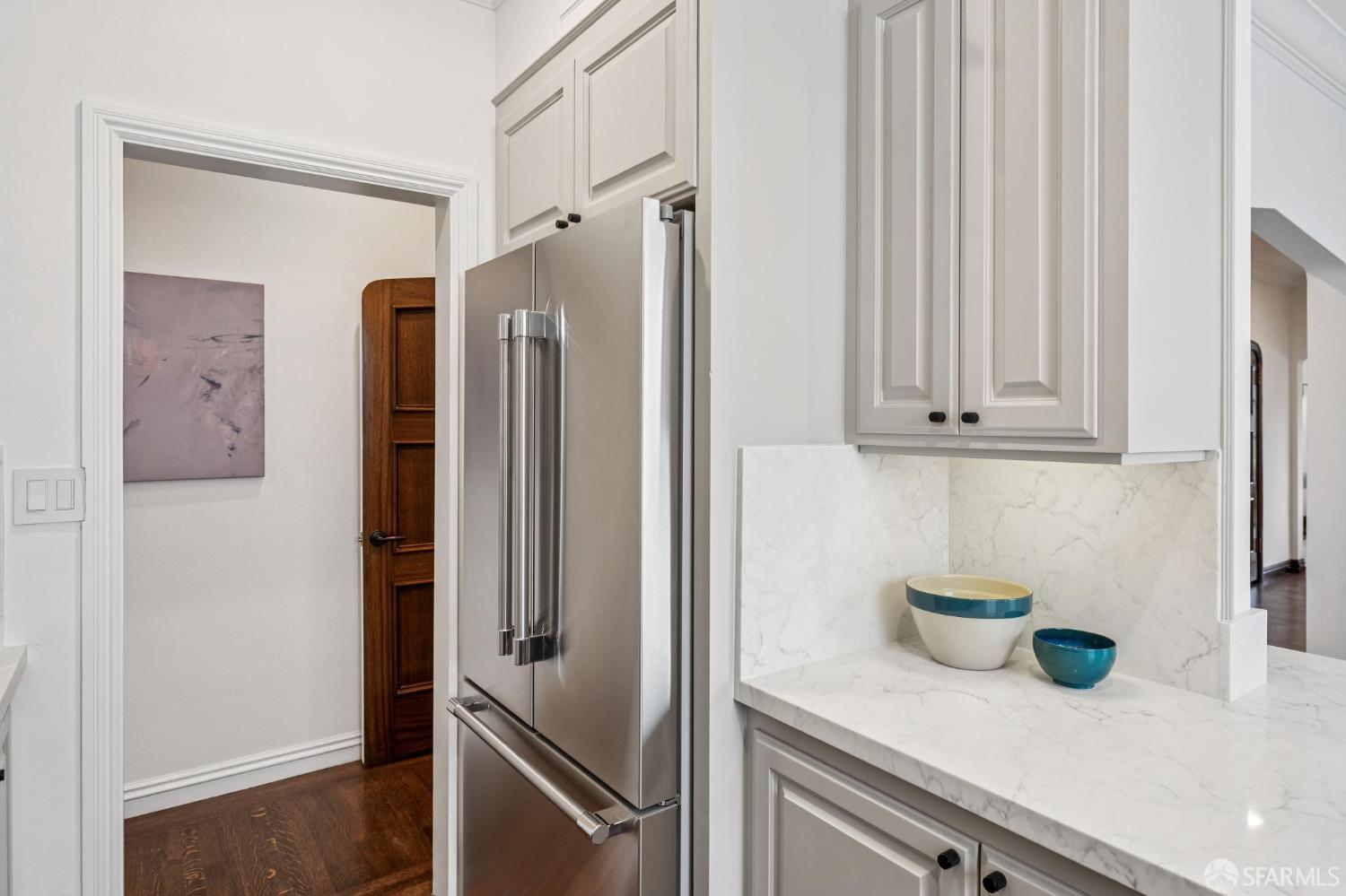 3731 Webster Street # 3733