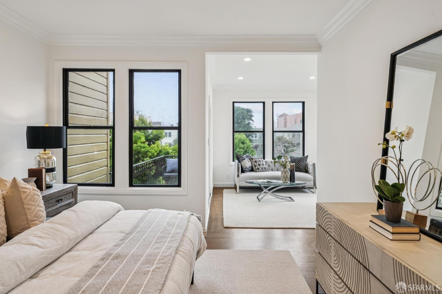 3731 Webster Street # 3733