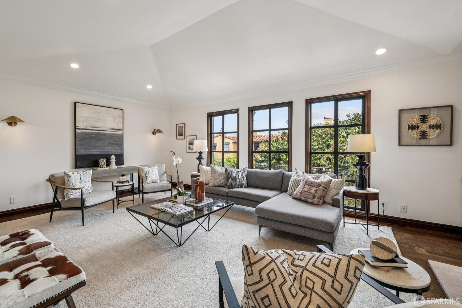 3731 Webster Street # 3733