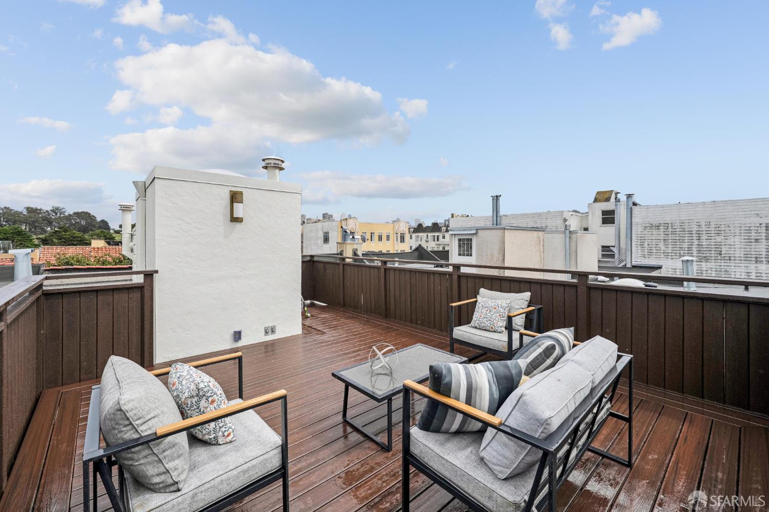 3731 Webster Street # 3733