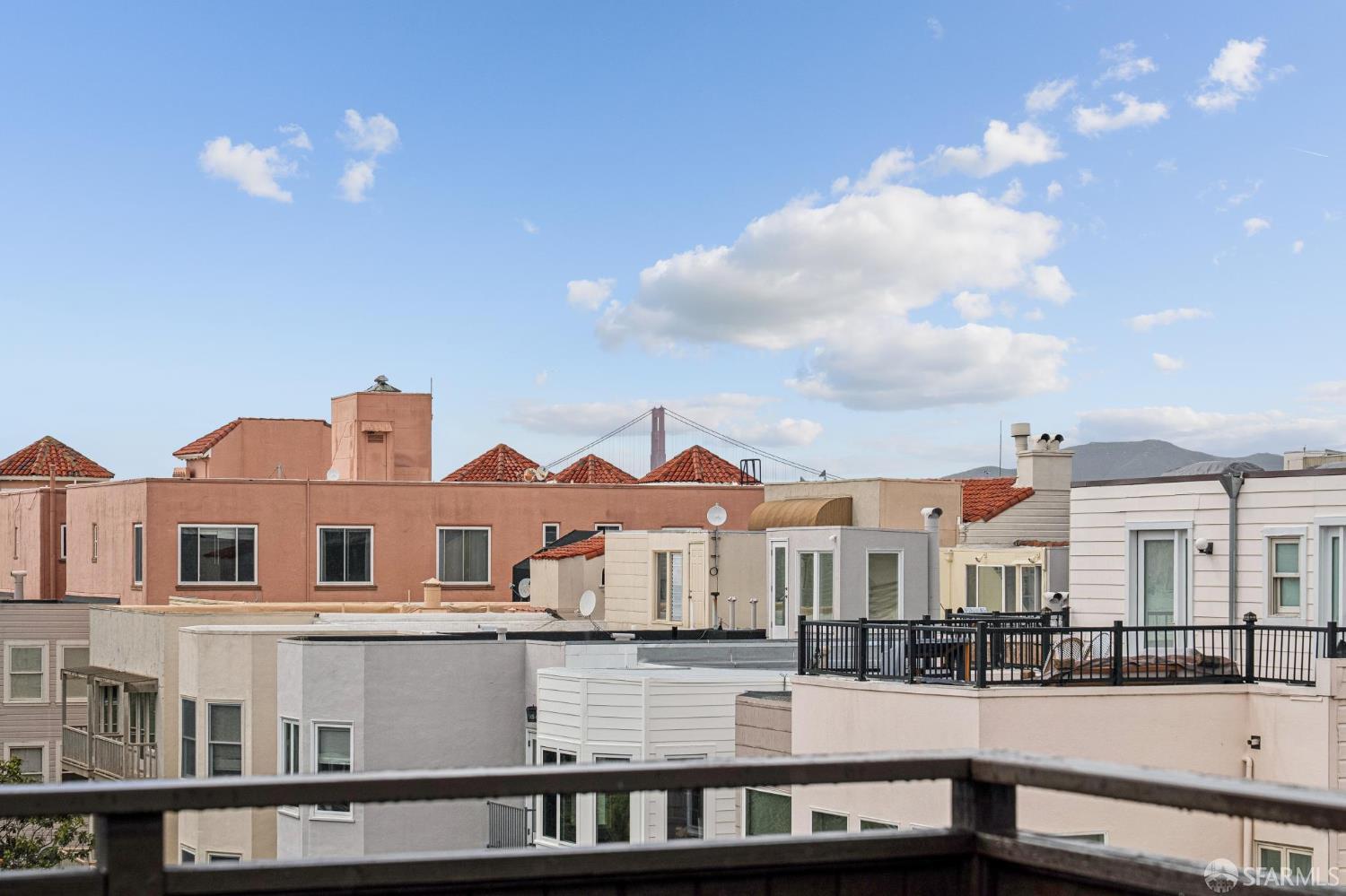 3731 Webster Street # 3733