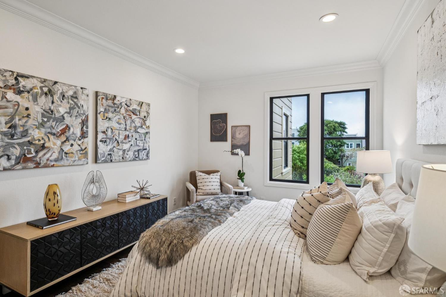 3731 Webster Street # 3733