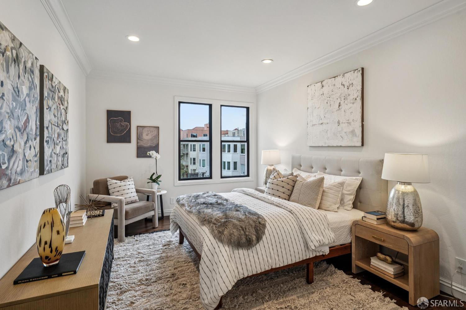 3731 Webster Street # 3733