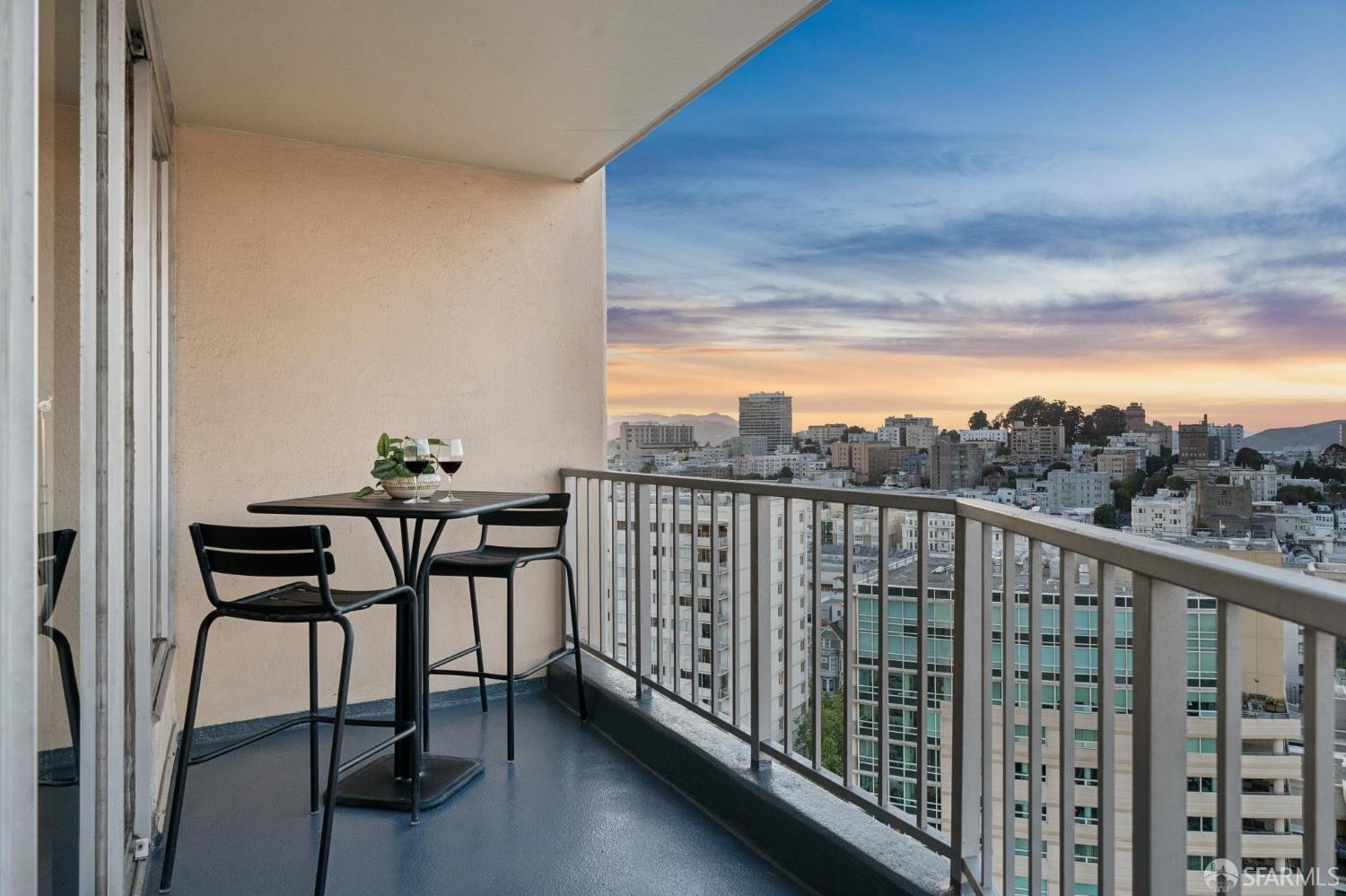 1200 Gough Street # 17B