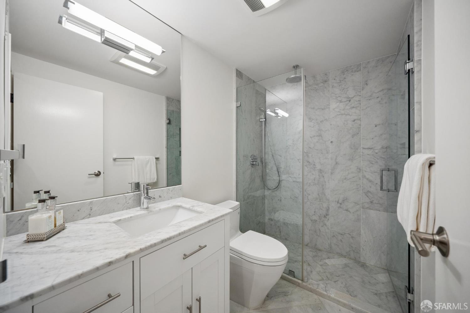 1200 Gough Street # 17B