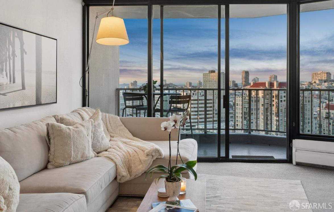 1200 Gough Street # 17B