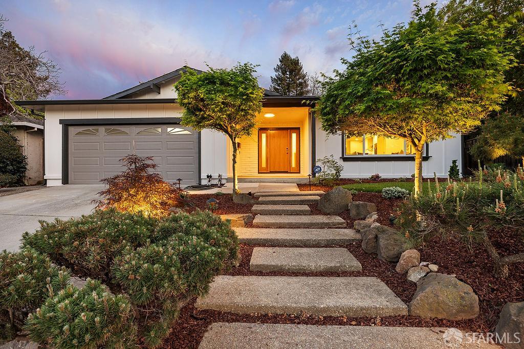 892 Forest Ridge Drive