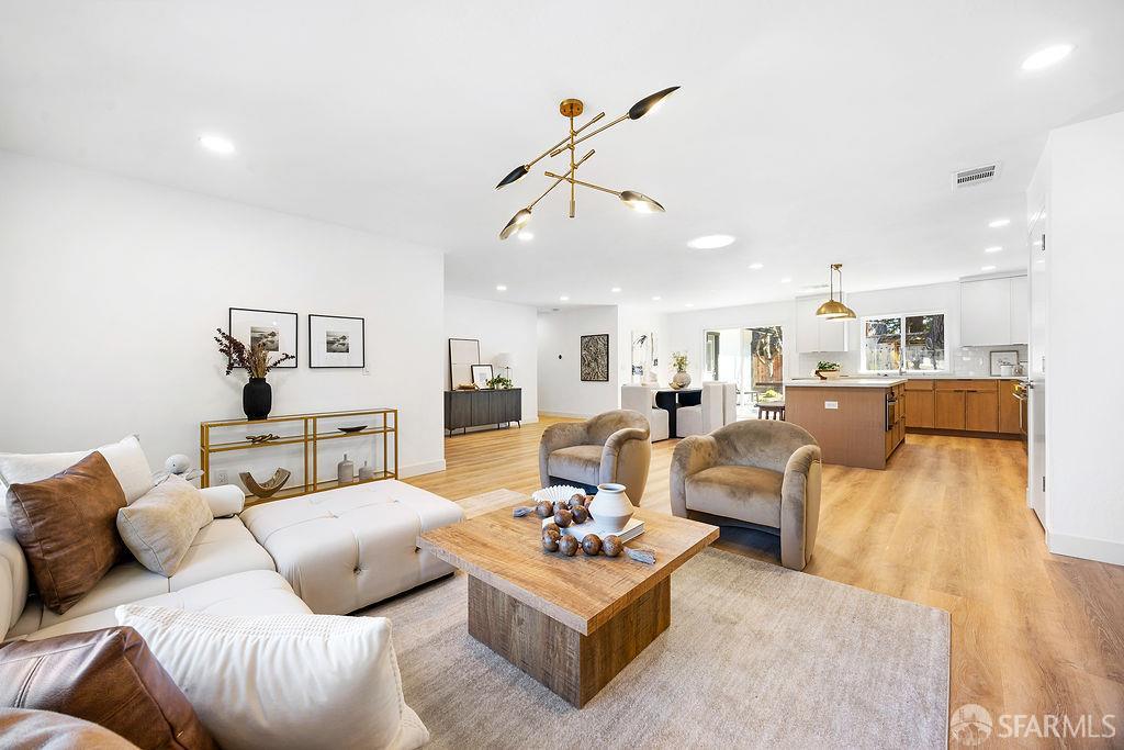 892 Forest Ridge Drive