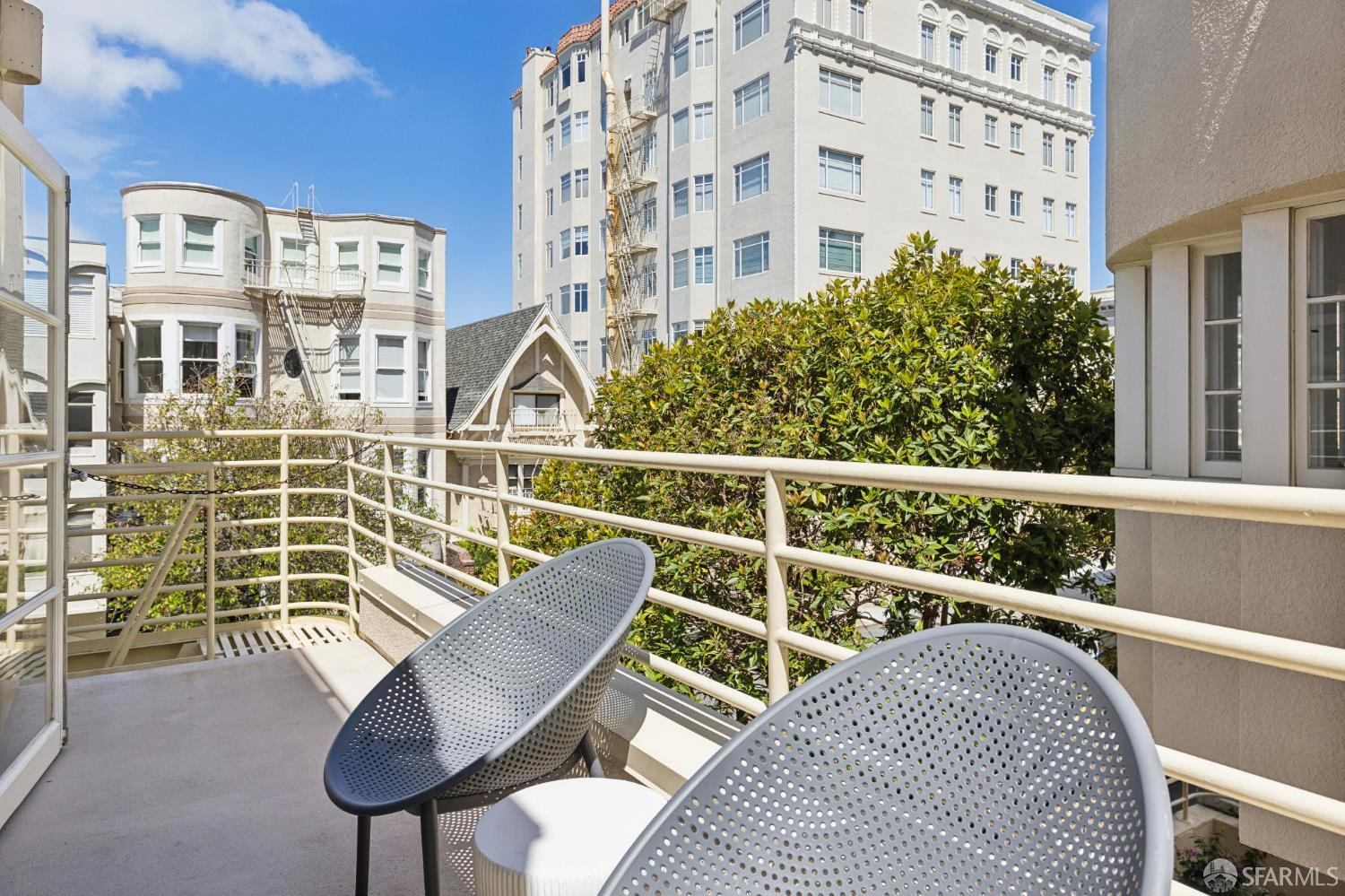 2139 Green Street # B