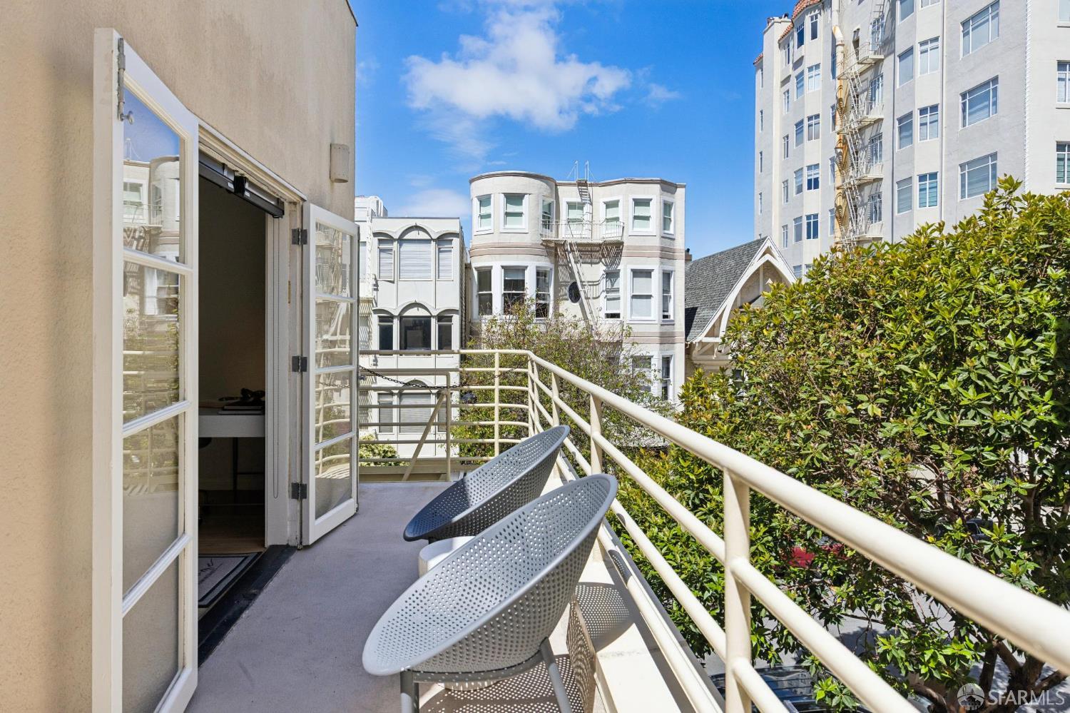 2139 Green Street # B