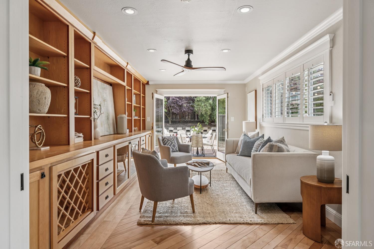 878 Palisade Drive