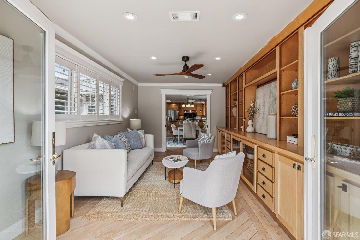 878 Palisade Drive