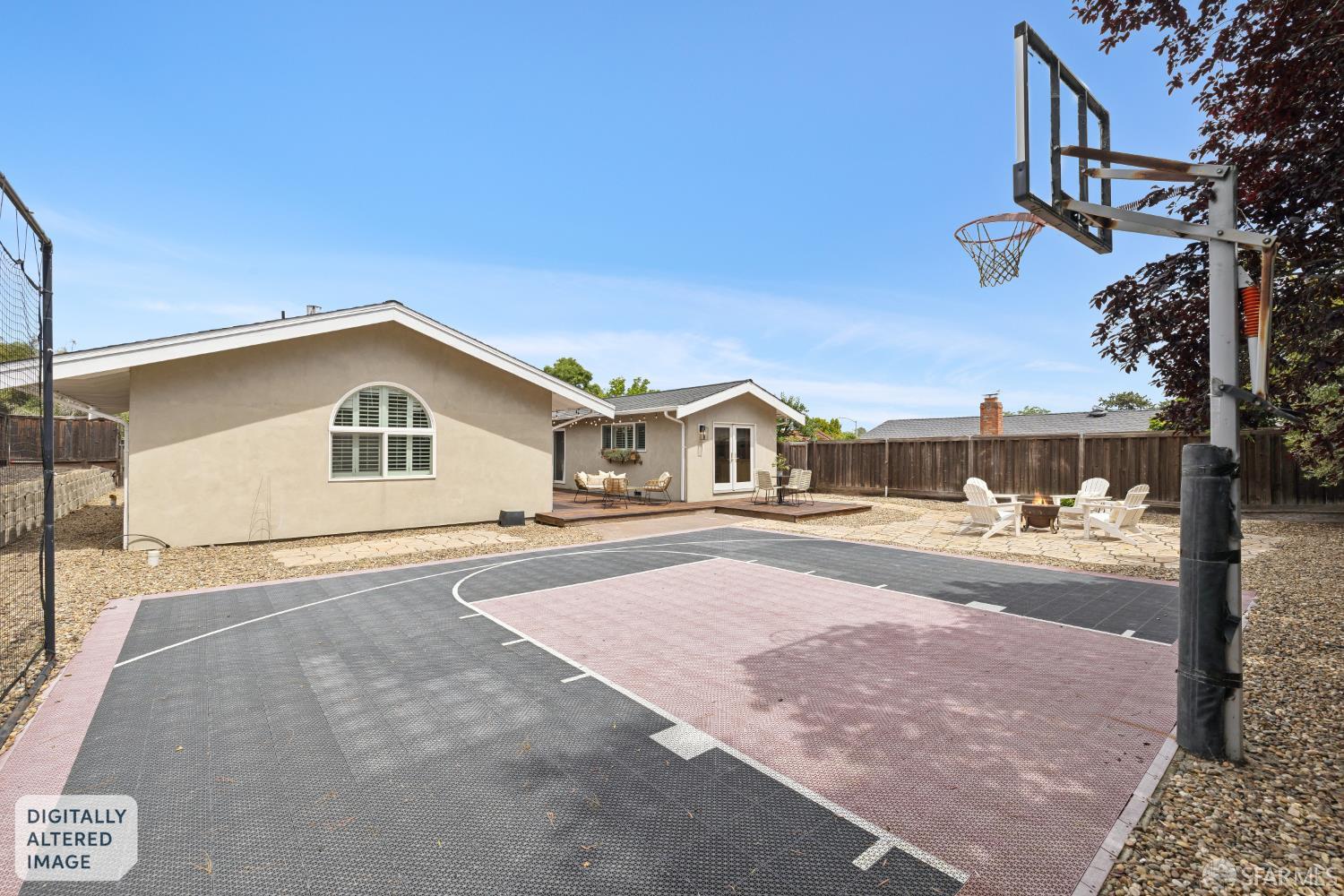 878 Palisade Drive