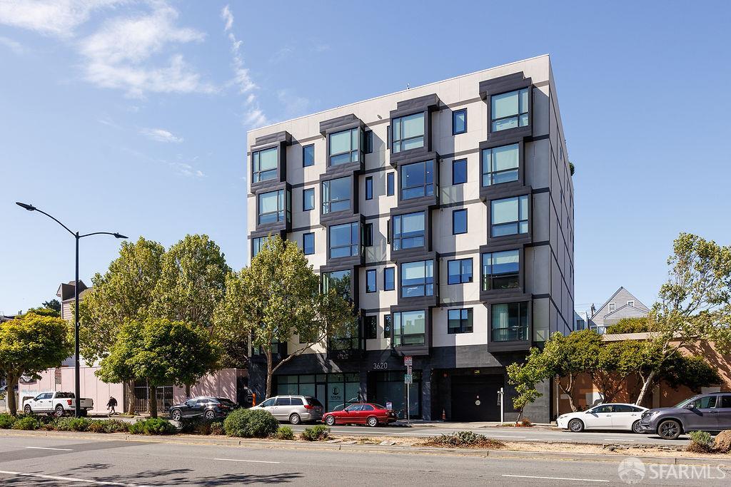 3620 Cesar Chavez Street # 303