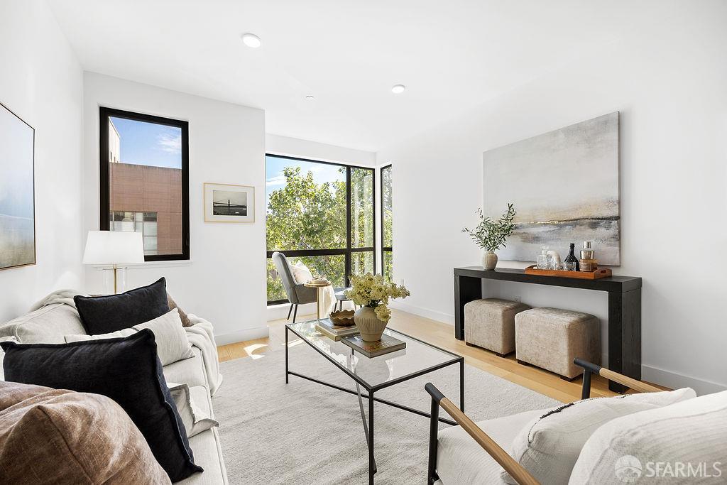 3620 Cesar Chavez Street # 303
