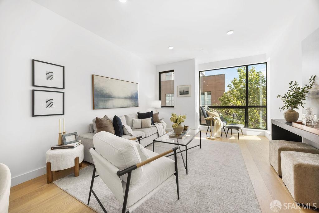 3620 Cesar Chavez Street # 303