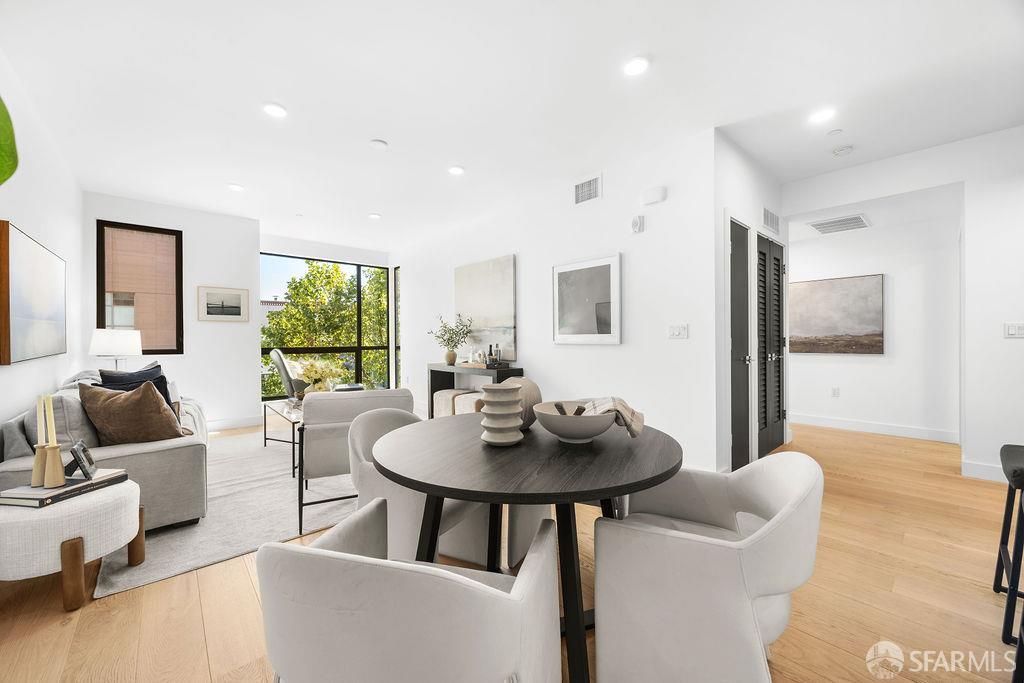 3620 Cesar Chavez Street # 303