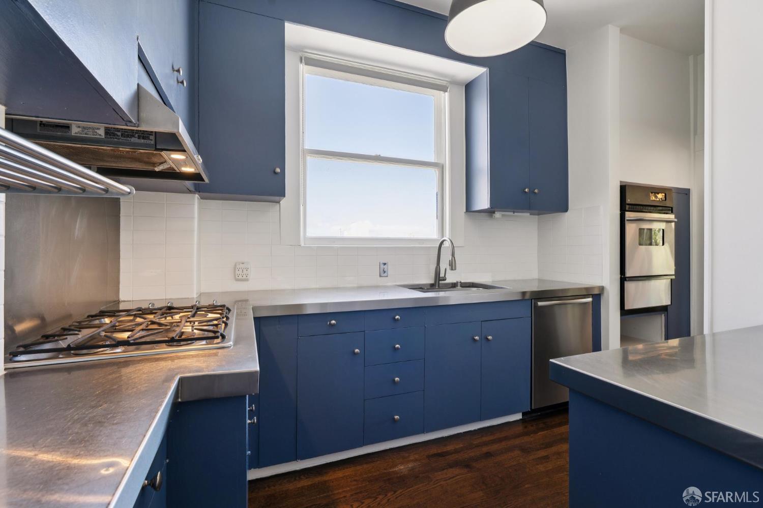 1740 Franklin Street # 10