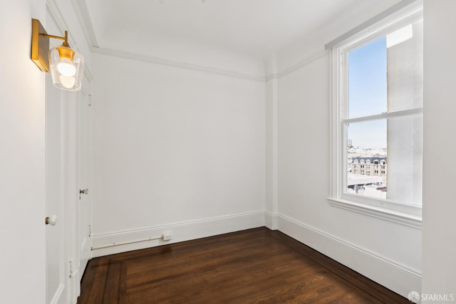 1740 Franklin Street # 10