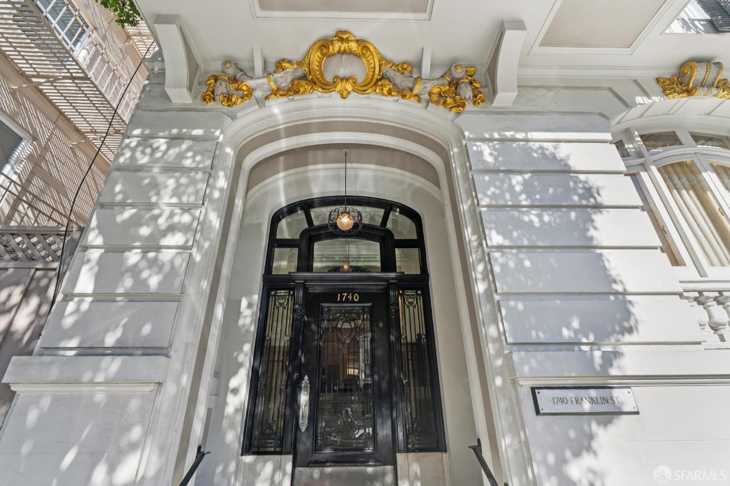 1740 Franklin Street # 10