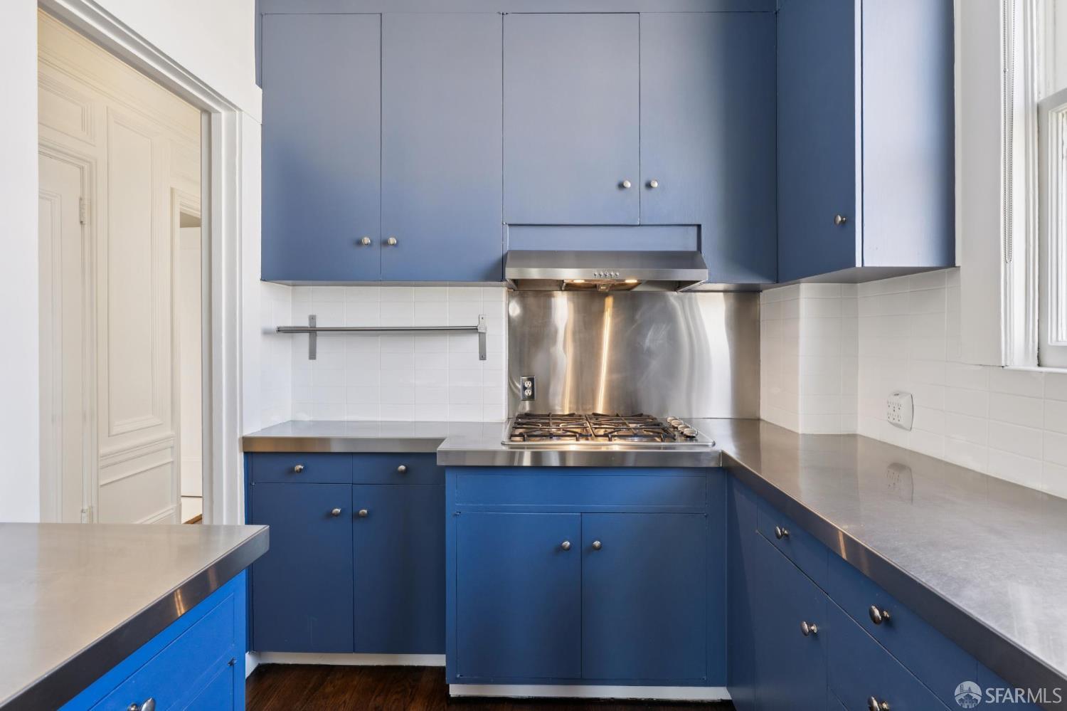 1740 Franklin Street # 10