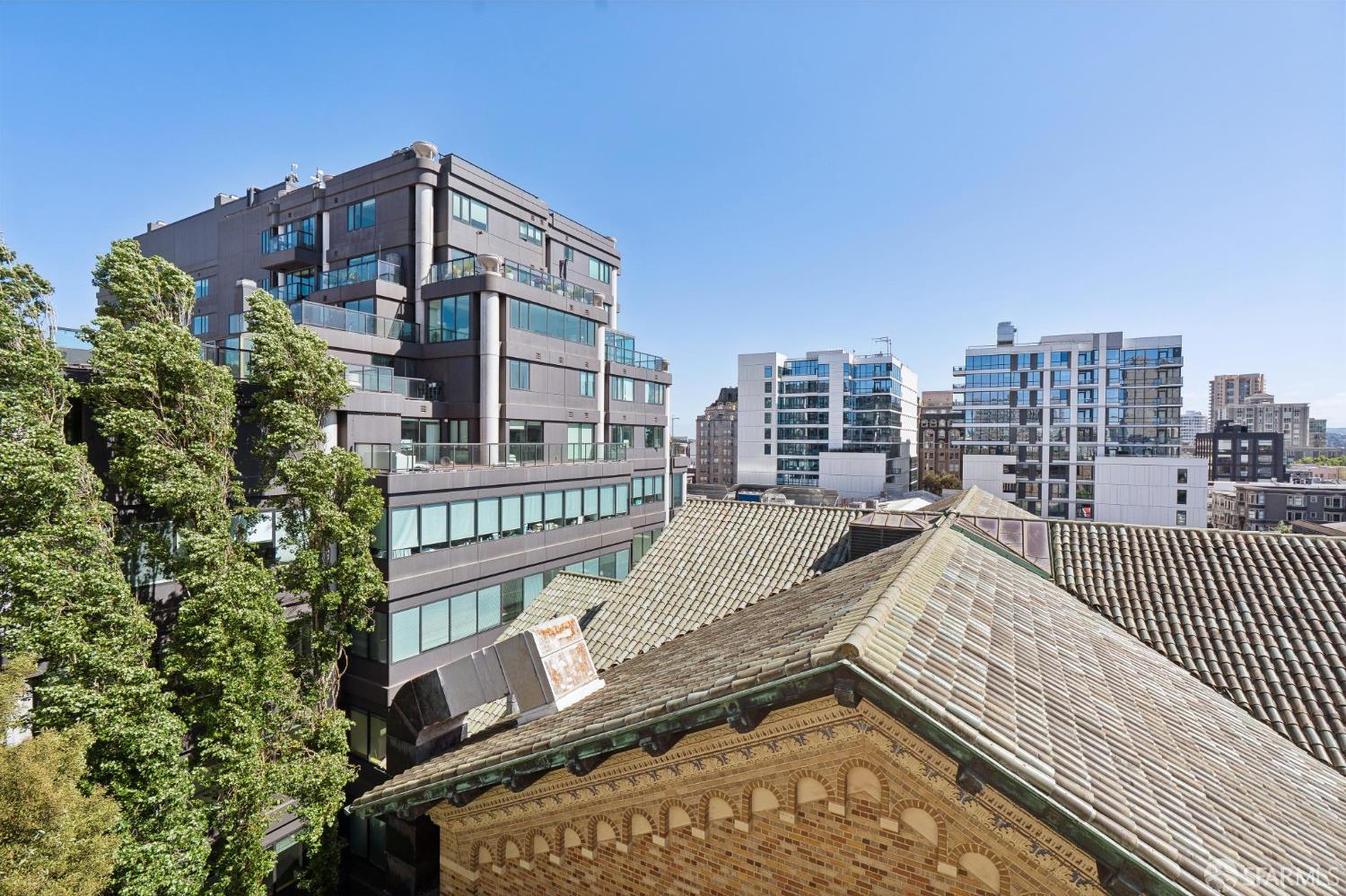 1740 Franklin Street # 10