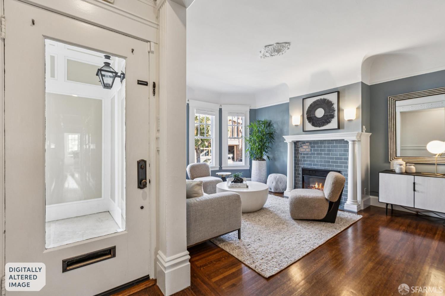 3561 Sacramento Street