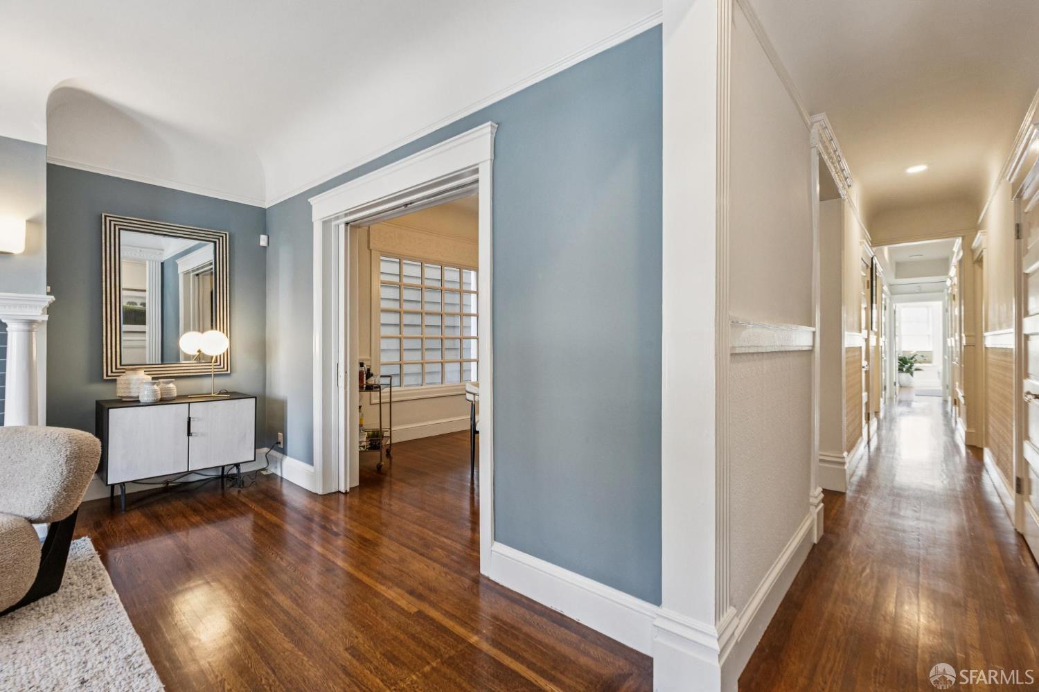 3561 Sacramento Street