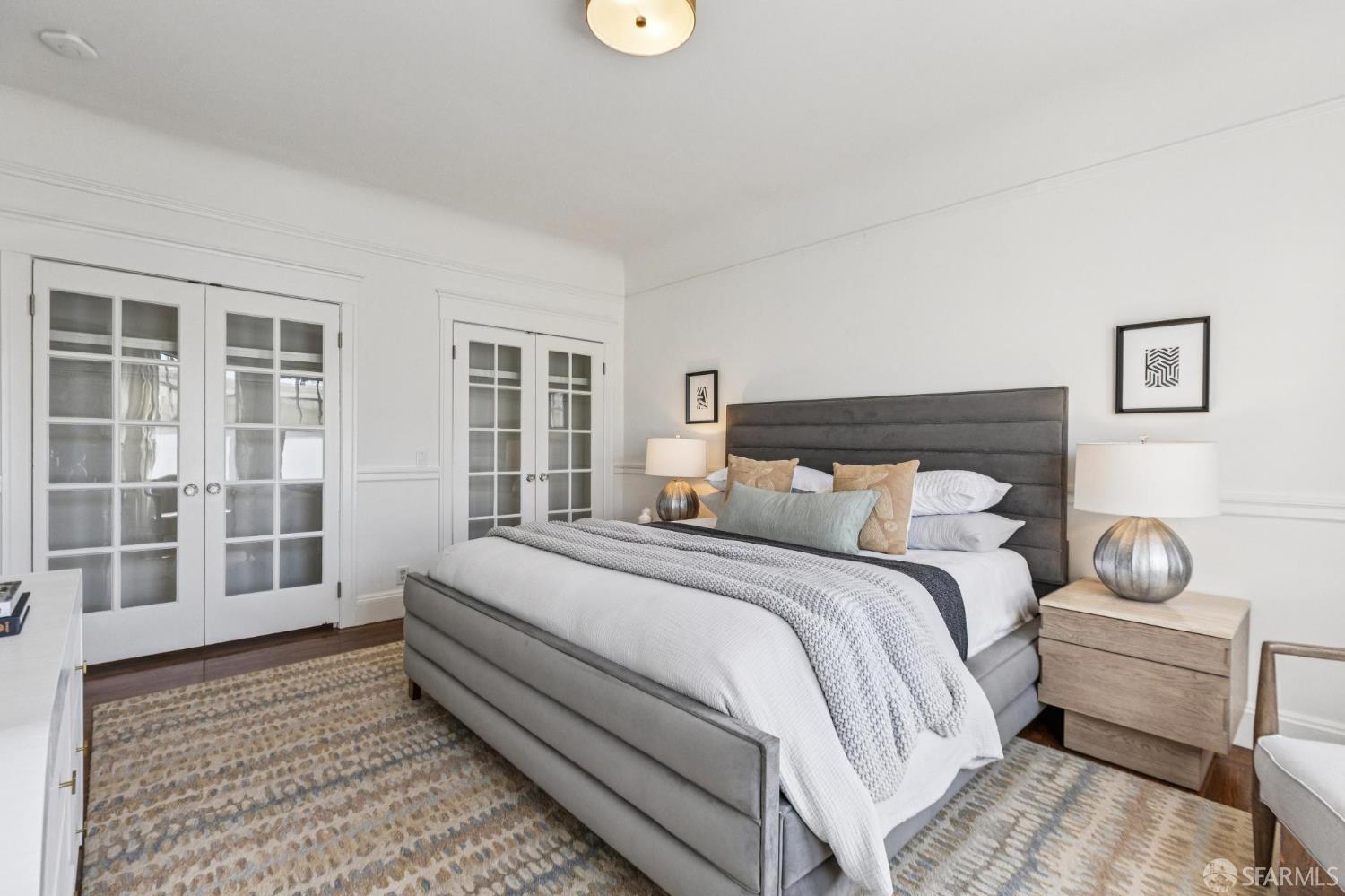 3561 Sacramento Street