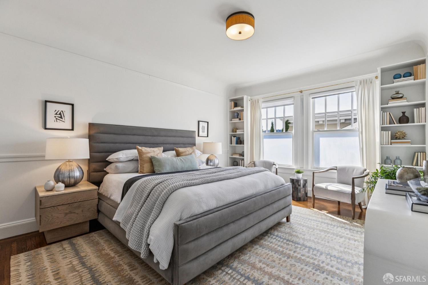 3561 Sacramento Street