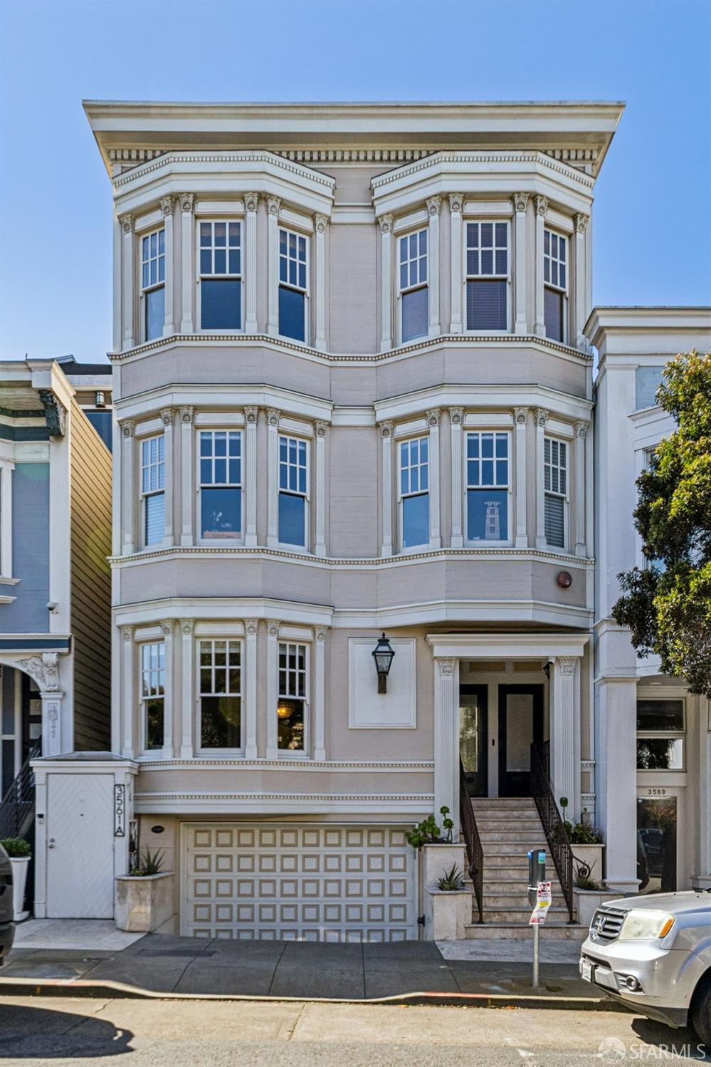 3561 Sacramento Street