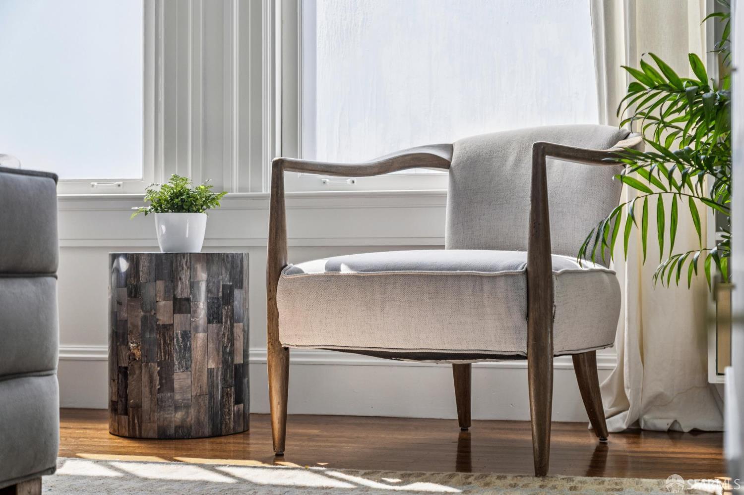 3561 Sacramento Street