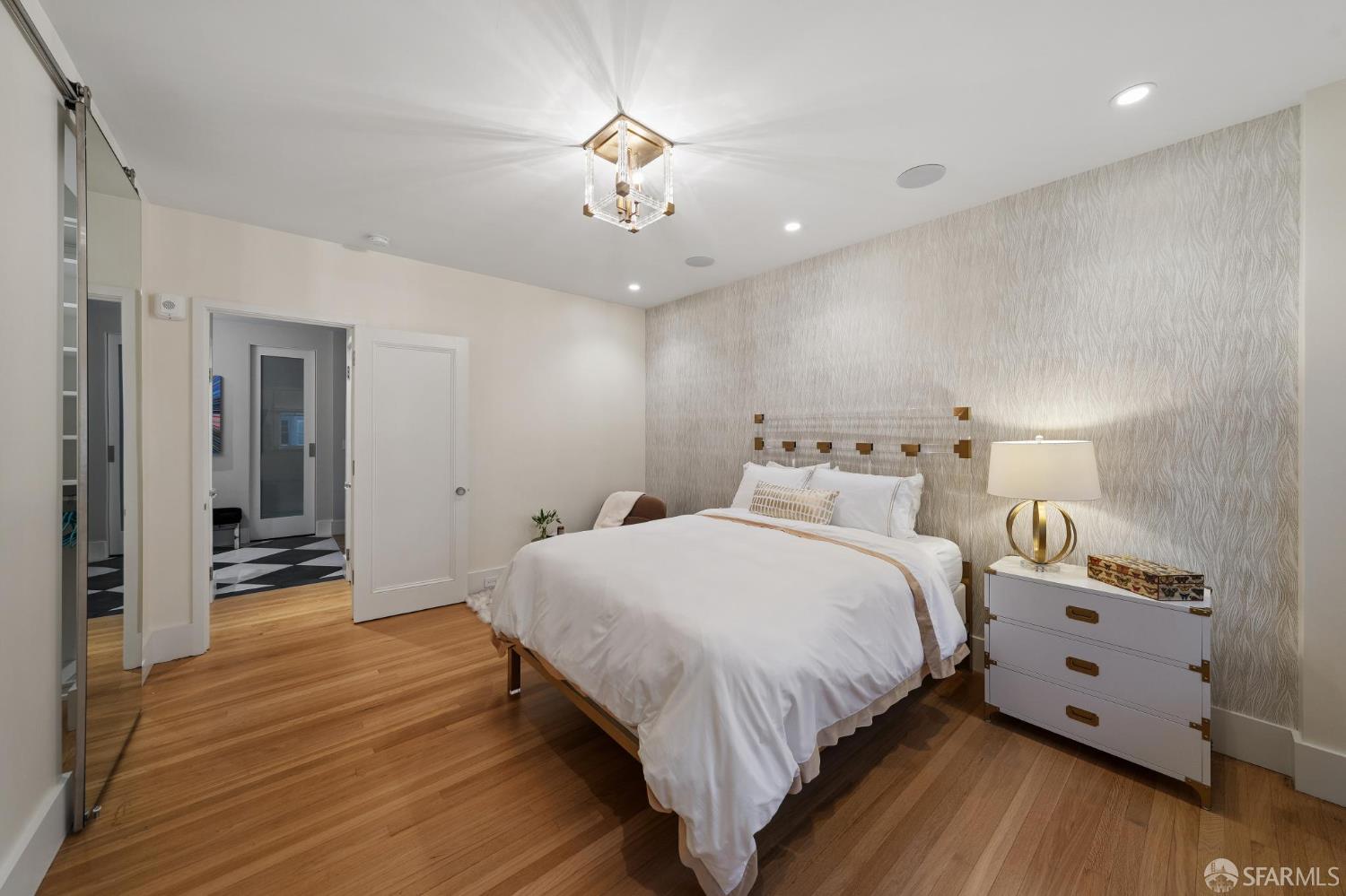2100 Pacific Avenue # 3B