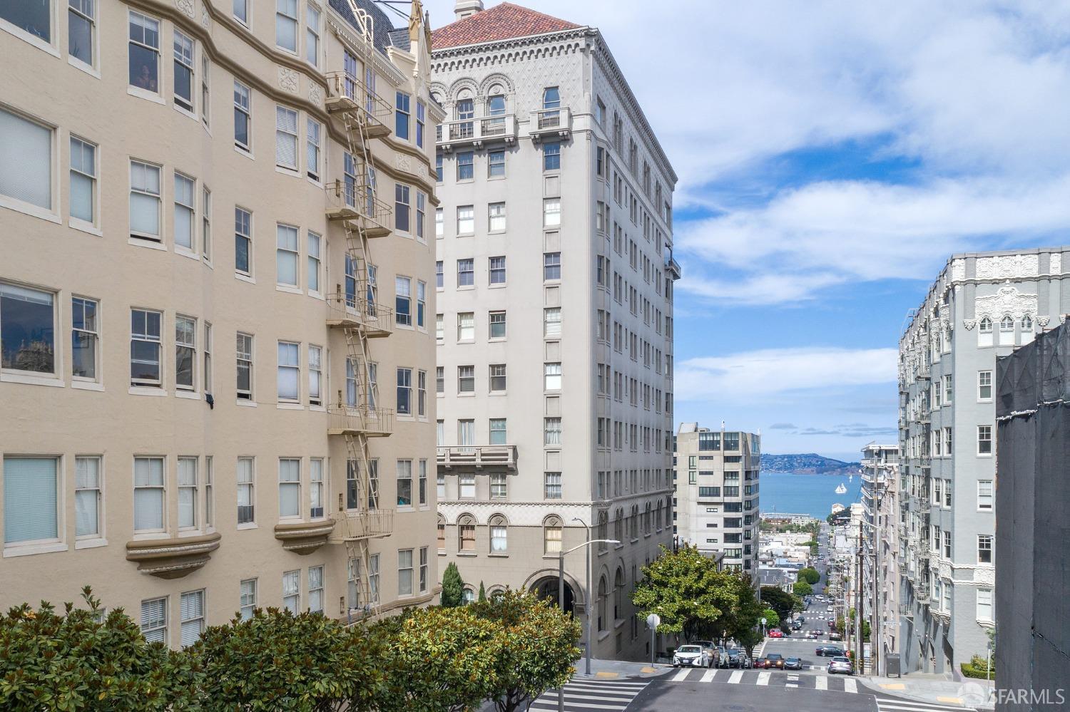 2100 Pacific Avenue # 3B