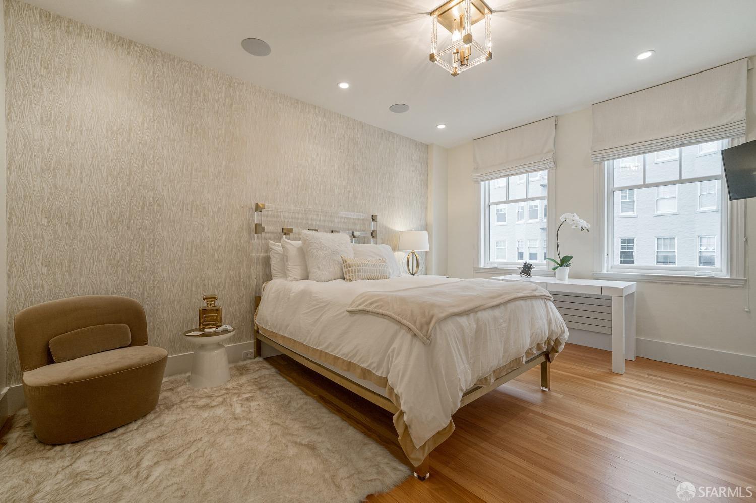 2100 Pacific Avenue # 3B