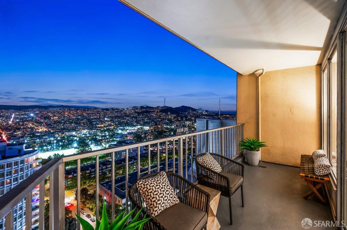1200 Gough Street # 23D