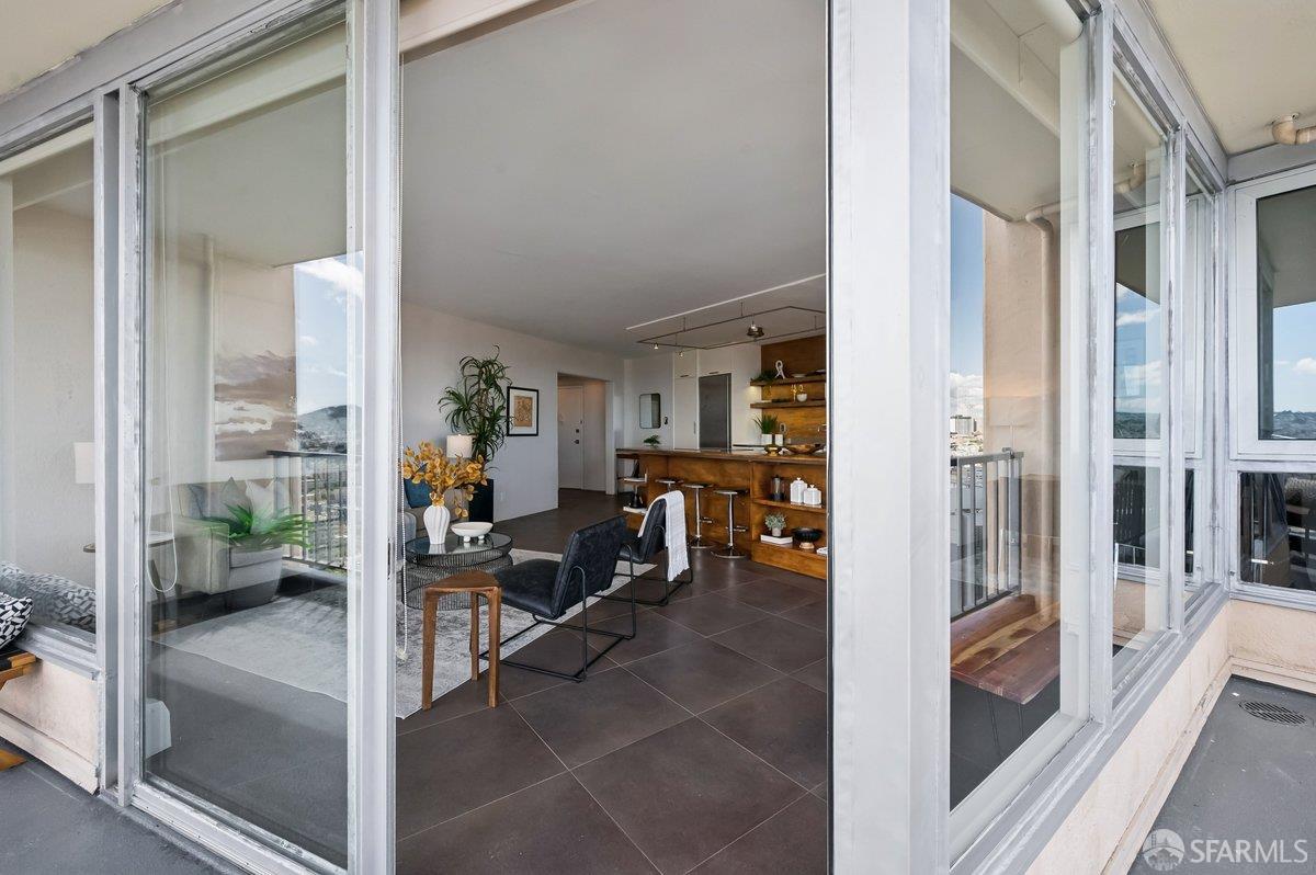 1200 Gough Street # 23D