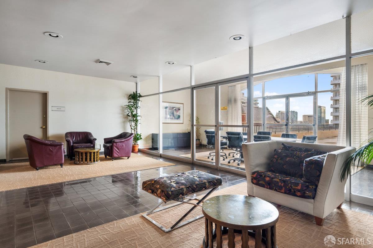 1200 Gough Street # 23D