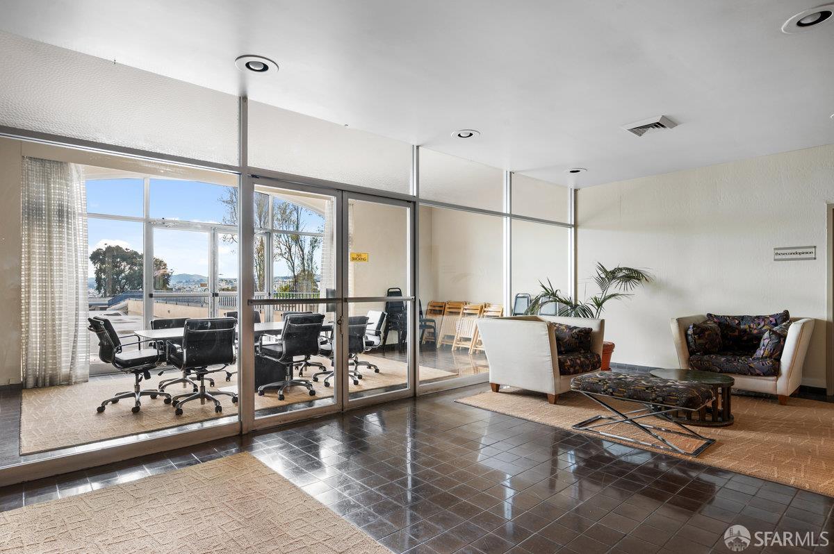 1200 Gough Street # 23D