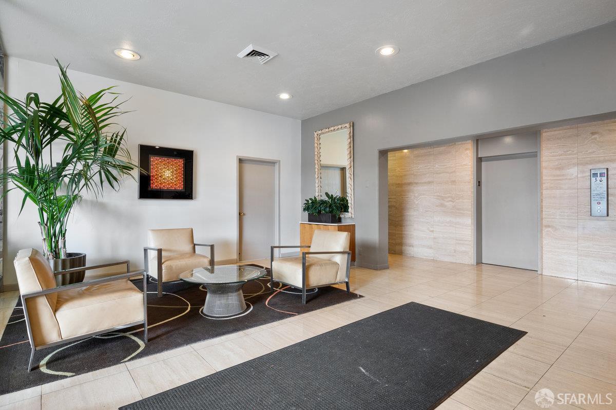 1200 Gough Street # 23D