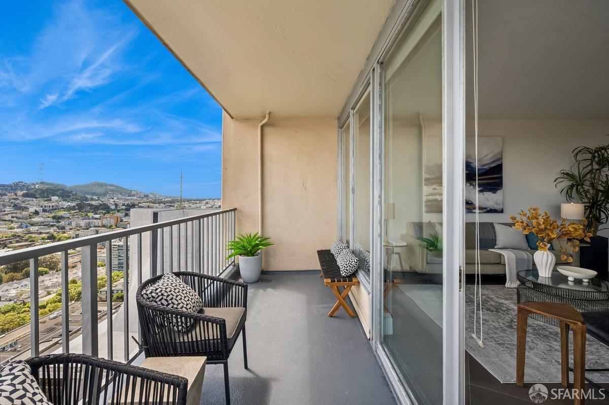 1200 Gough Street # 23D