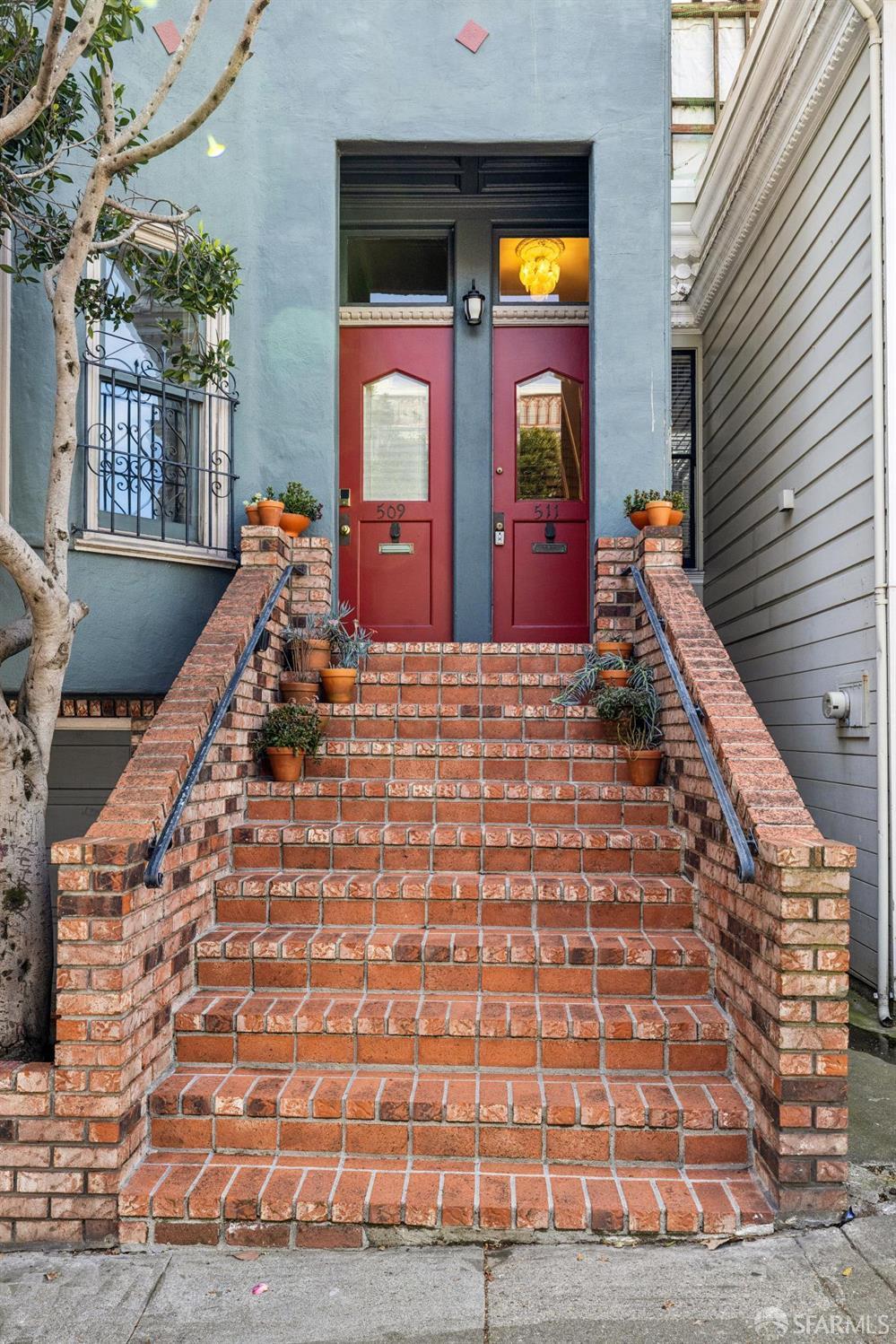 511 Scott Street