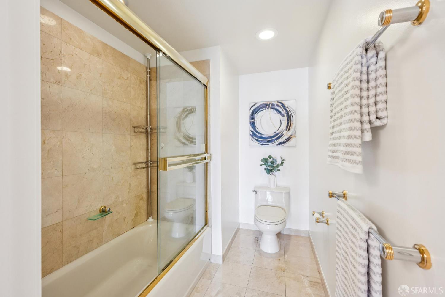 1438 Green Street # 6B