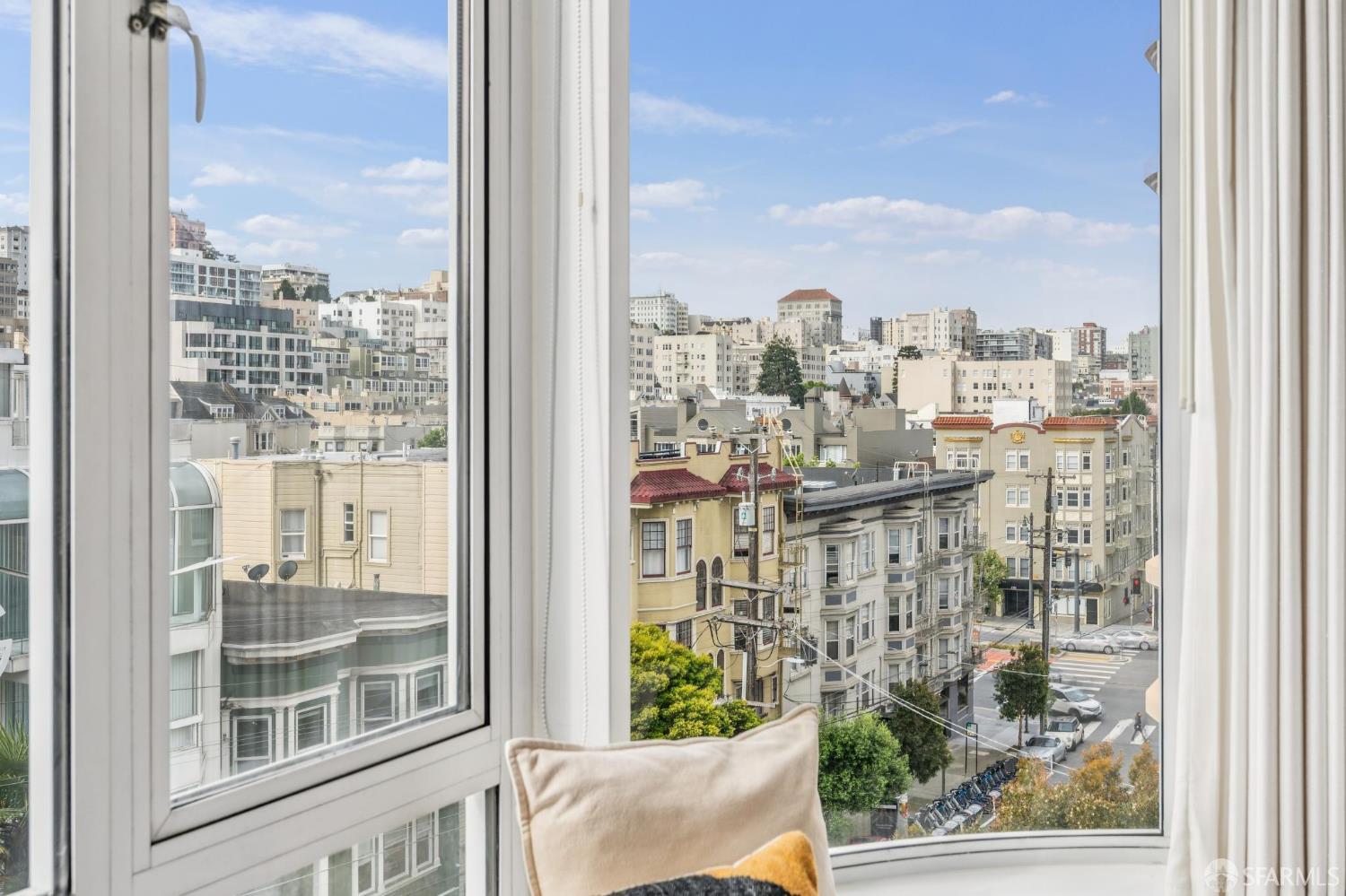 1438 Green Street # 6B