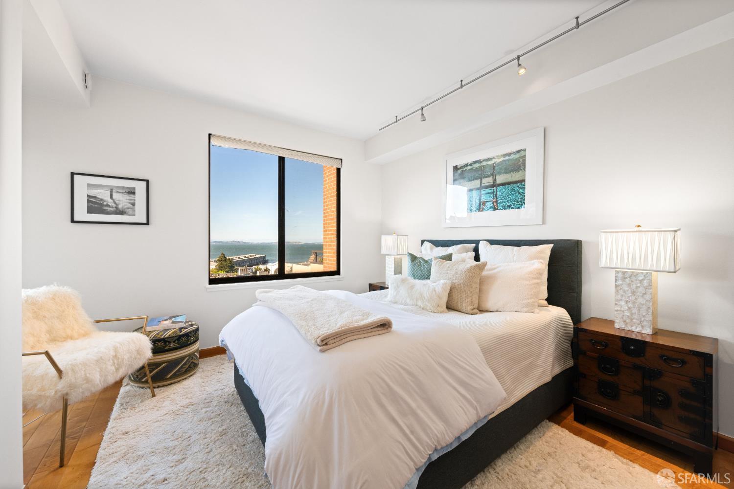 101 Lombard Street # 901W