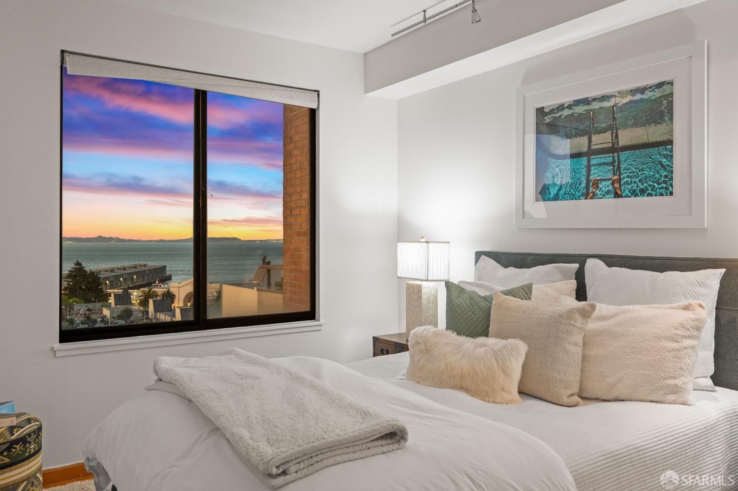 101 Lombard Street # 901W